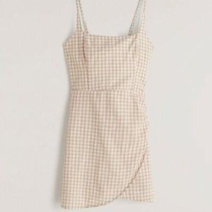 Abercrombie Gingham Faux Wrap Dress Size M